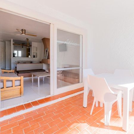 Atlas Apartments Ibiza Santa Eularia des Riu Zewnętrze zdjęcie