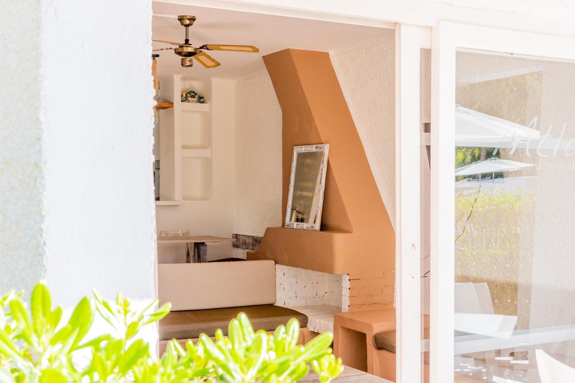 Atlas Apartments Ibiza Santa Eularia des Riu Zewnętrze zdjęcie