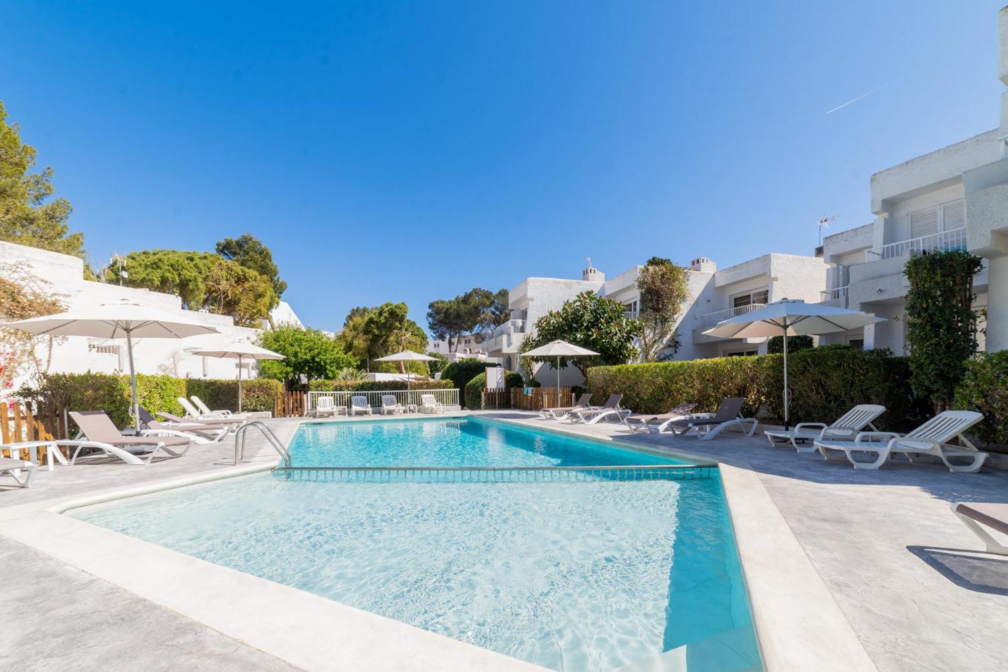 Atlas Apartments Ibiza Santa Eularia des Riu Zewnętrze zdjęcie