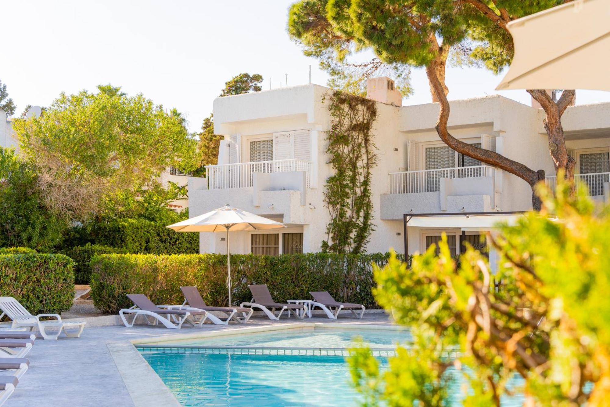 Atlas Apartments Ibiza Santa Eularia des Riu Zewnętrze zdjęcie