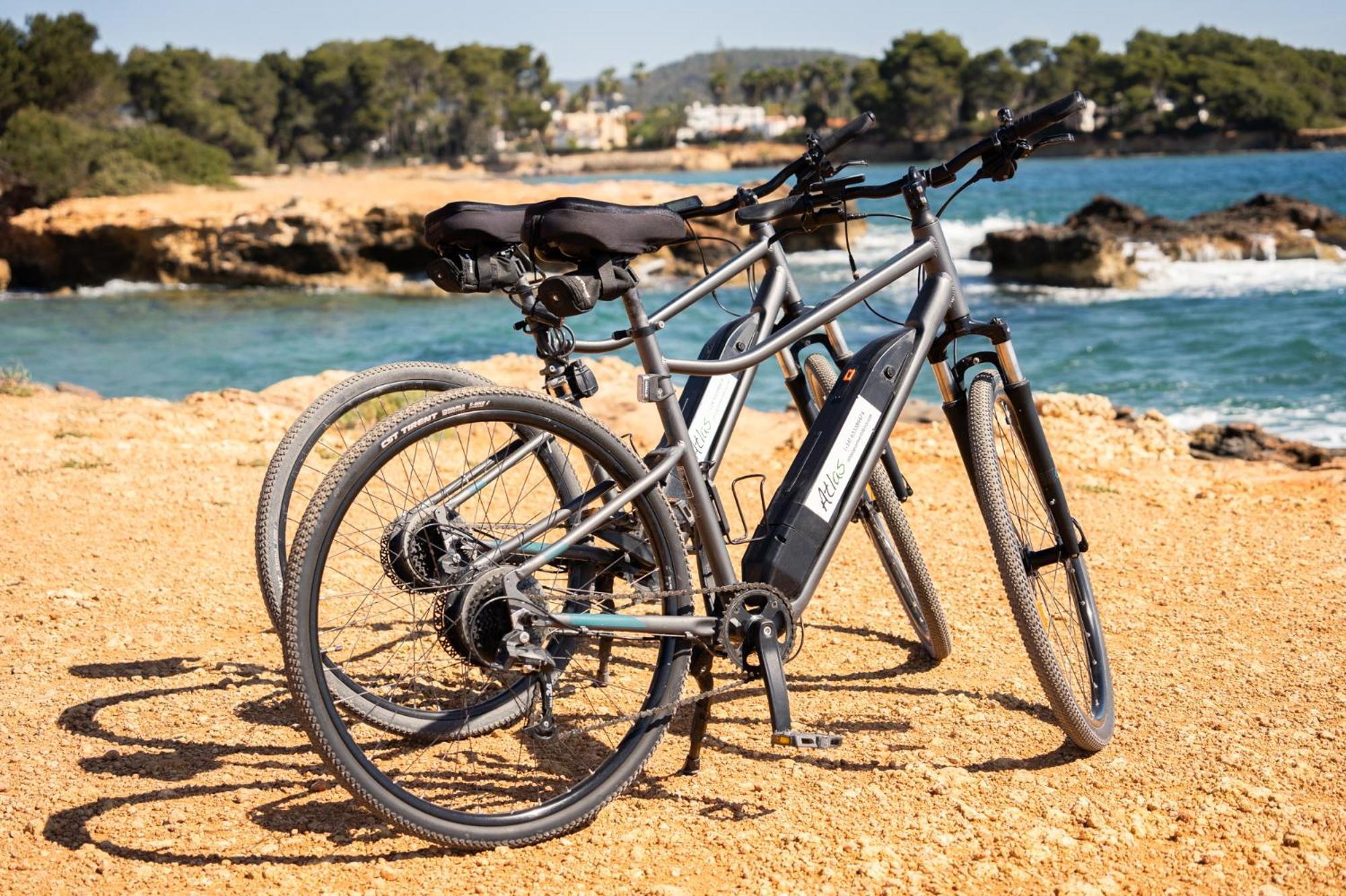 Atlas Apartments Ibiza Santa Eularia des Riu Zewnętrze zdjęcie